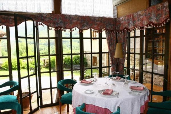 Hotel Posada Del Pas Ontaneda Eksteriør bilde